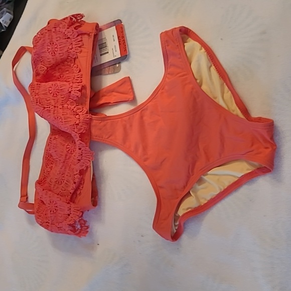 NWT Coco Rave  bathing suit xs/s 30/32 D - Picture 1 of 3